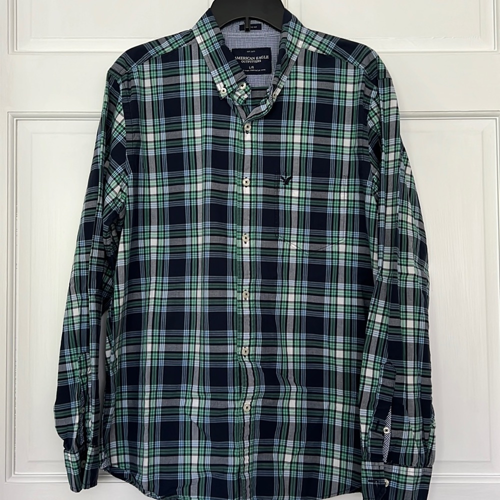 American Eagle button down